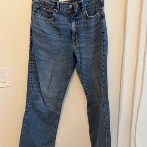 AMERICAN EAGLE WIDE LEG MEDIUM DARK WASH JEANS